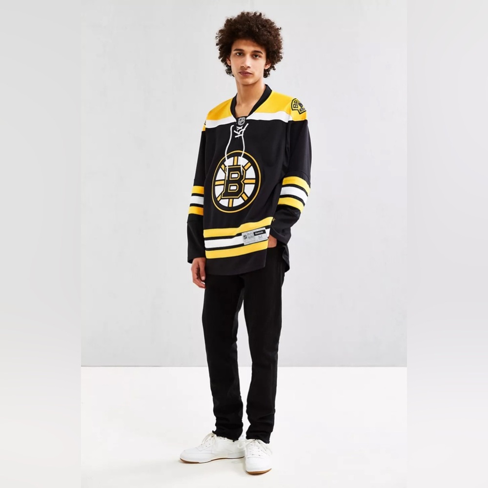 Reebok Boston Bruins NHL Hockey Jersey Black Yellow Mens Small